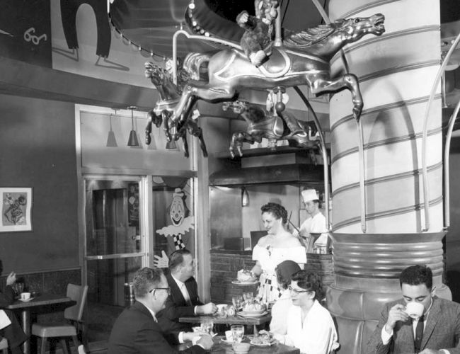 Mayflower Park Hotel