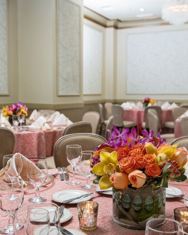 Mayflower Park Hotel