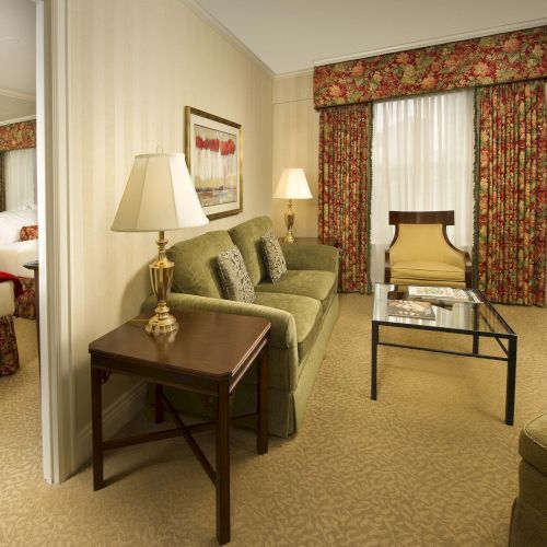 Mayflower Park Hotel