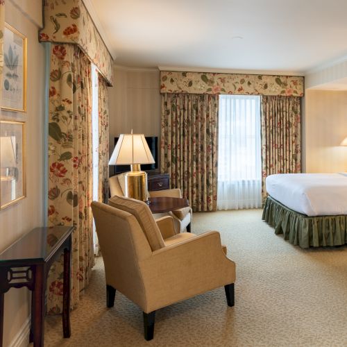 Mayflower Park Hotel