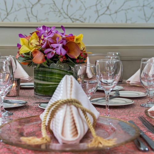 Mayflower Park Hotel